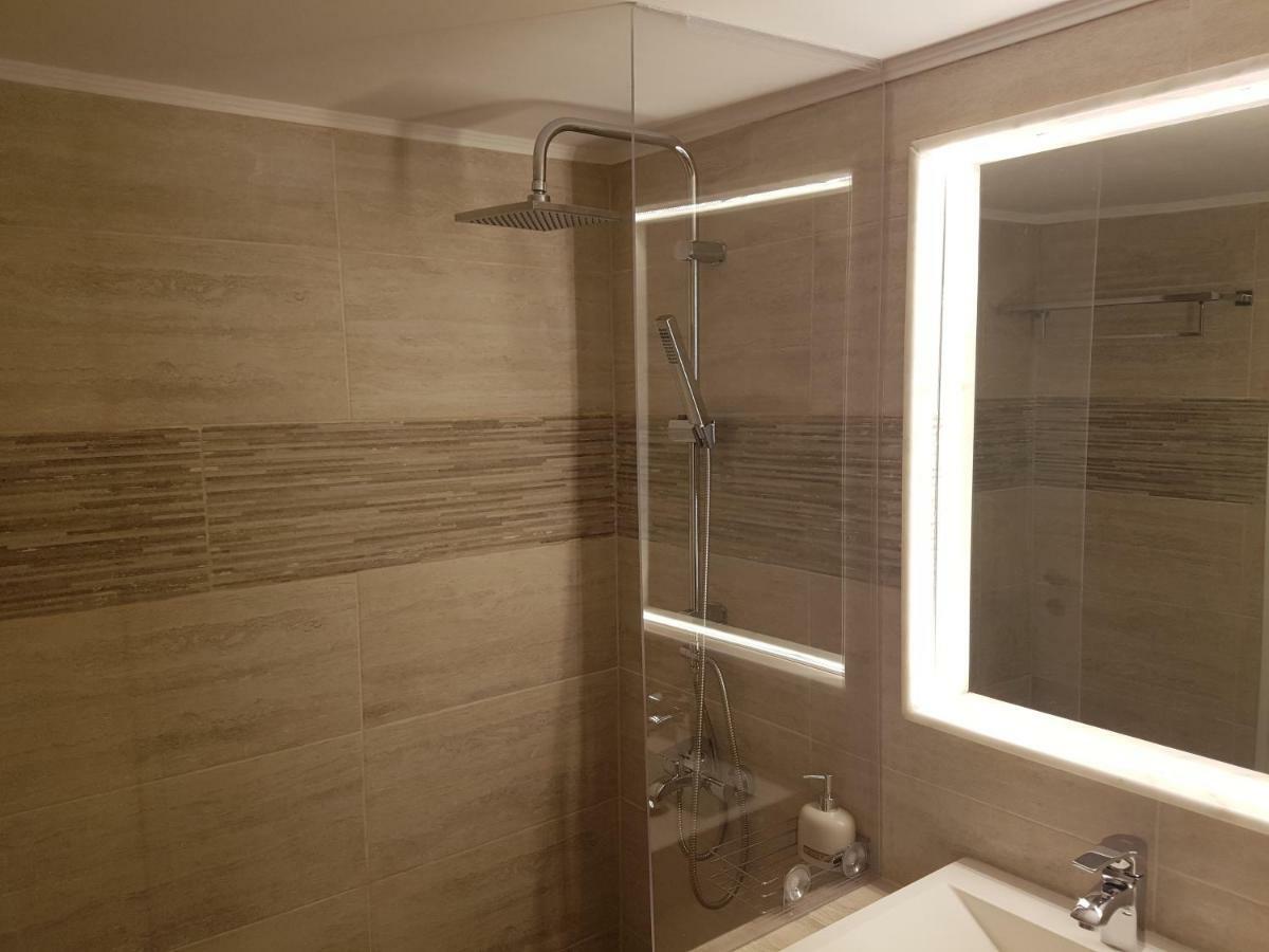 JOHN BEAUTY 50m2, METRO&ACROPOLIS 5' Atenas Exterior foto